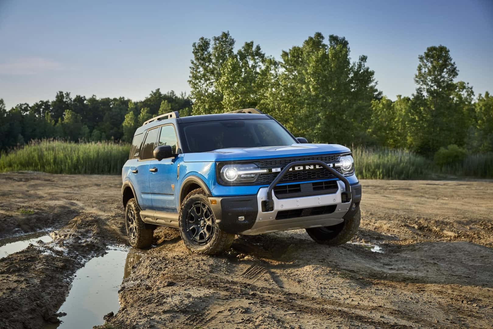 Front quarter view of 2025 Ford Bronco Sport exterior