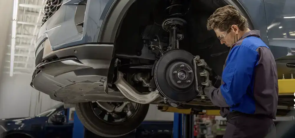Ford brake service at Bowen Scarff Ford in Kent, WA
