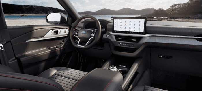2025 Ford Explorer Interior