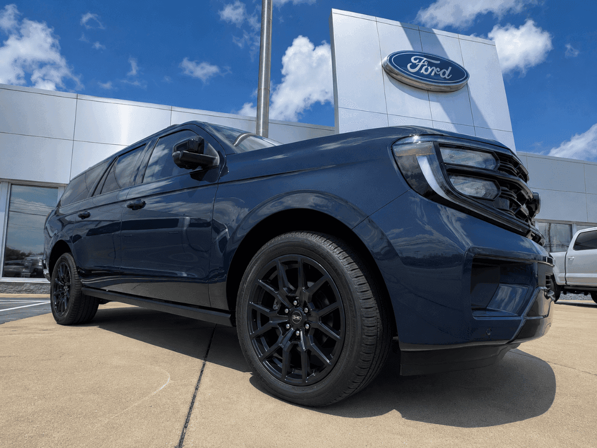 2027 ford expedition 30th anniversary edition exterior