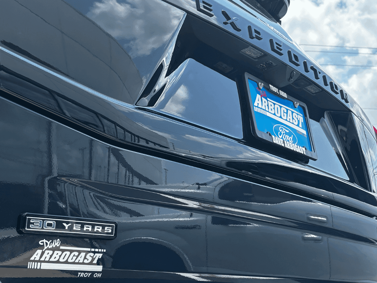 2027 Ford Expedition 30th anniversary rear 
