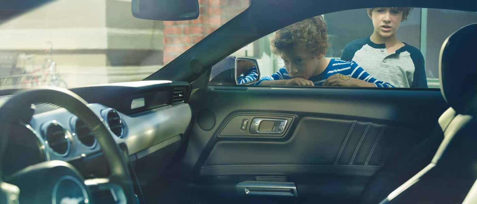 2015-Ford-Mustang-Interior