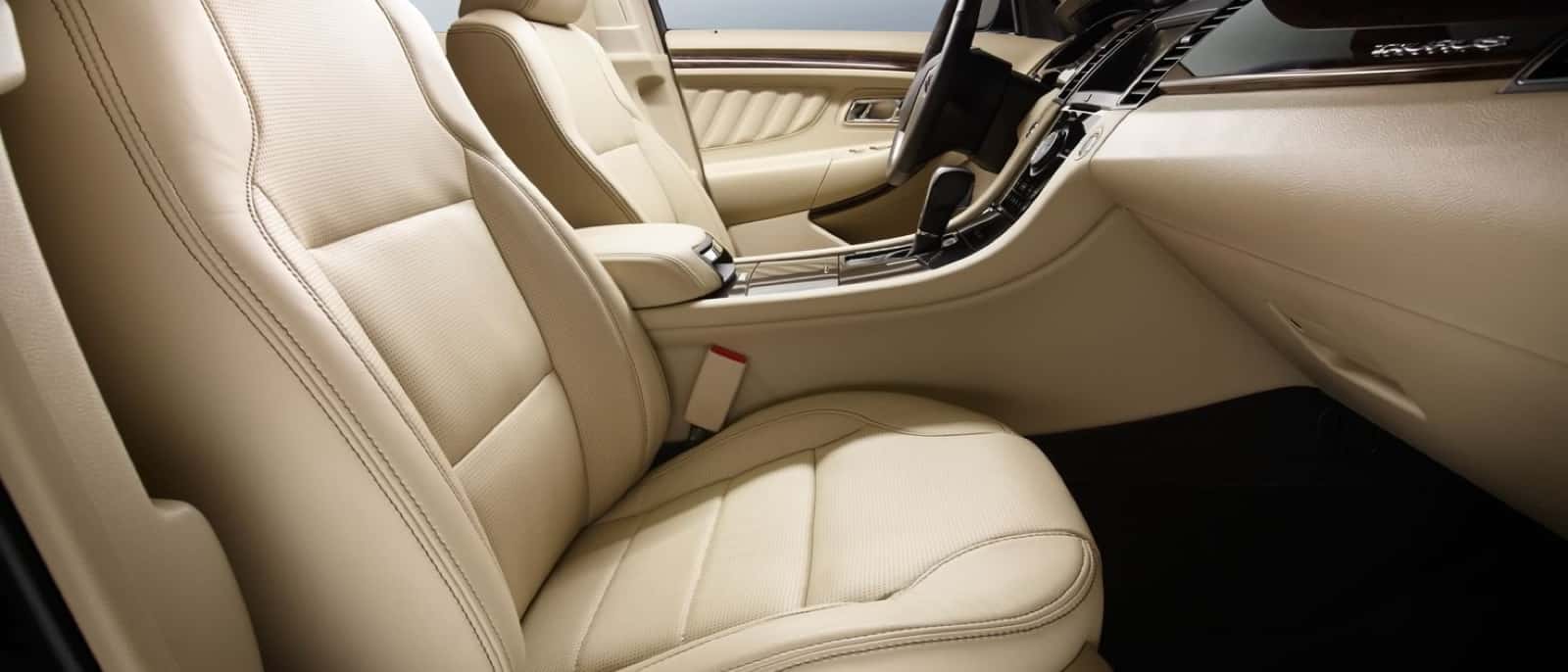 2015-Ford-Taurus