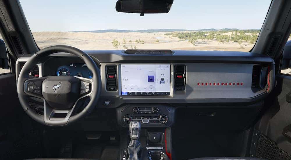 The front cabin of a 2025 Ford Bronco Big Bend.