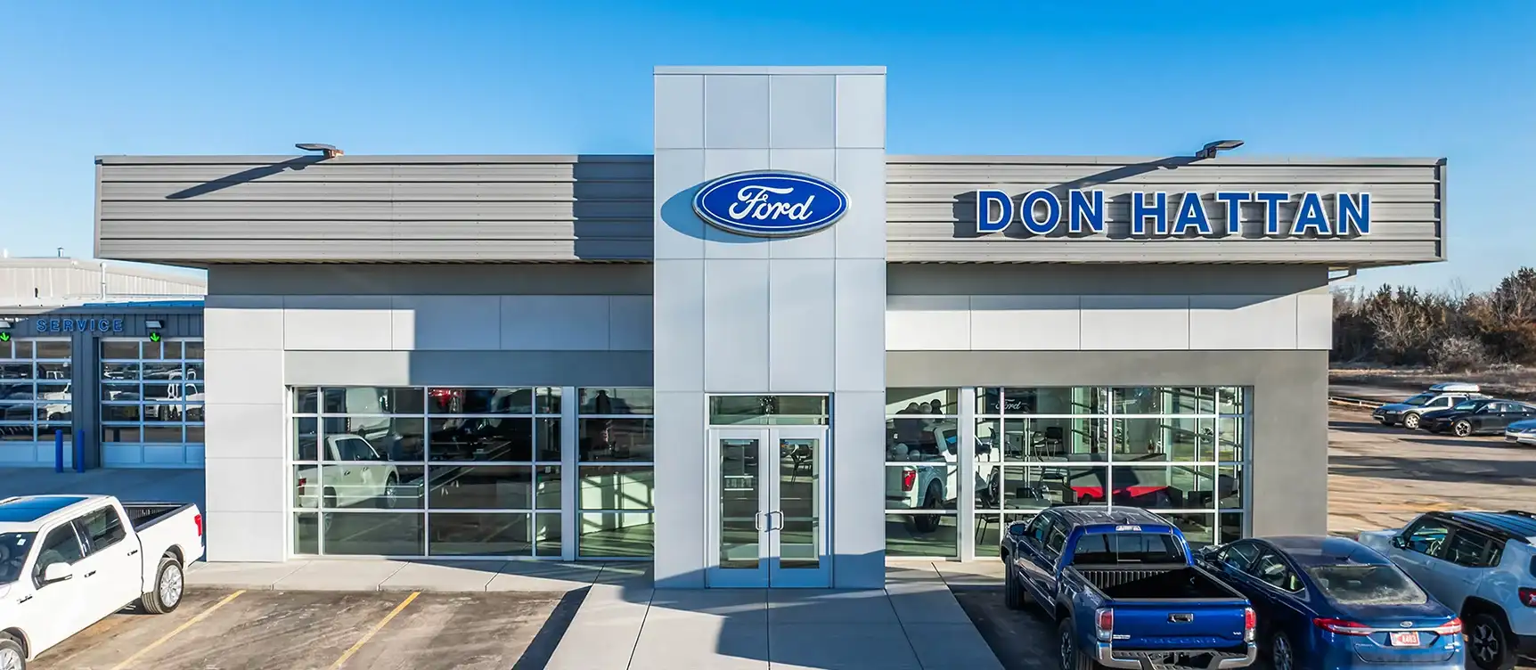 Exterior of Don Hattan Ford in Augusta, KS