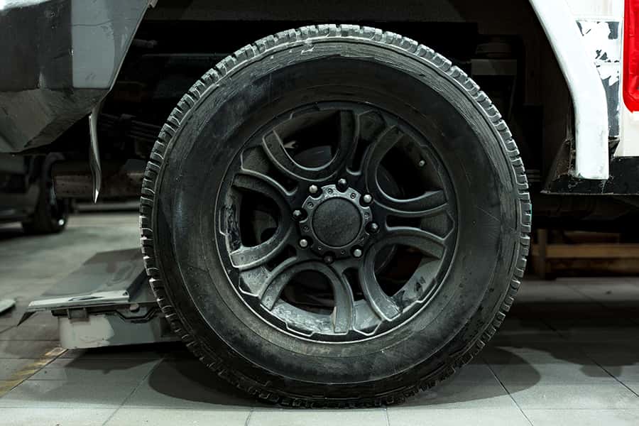 Lifted truck tire