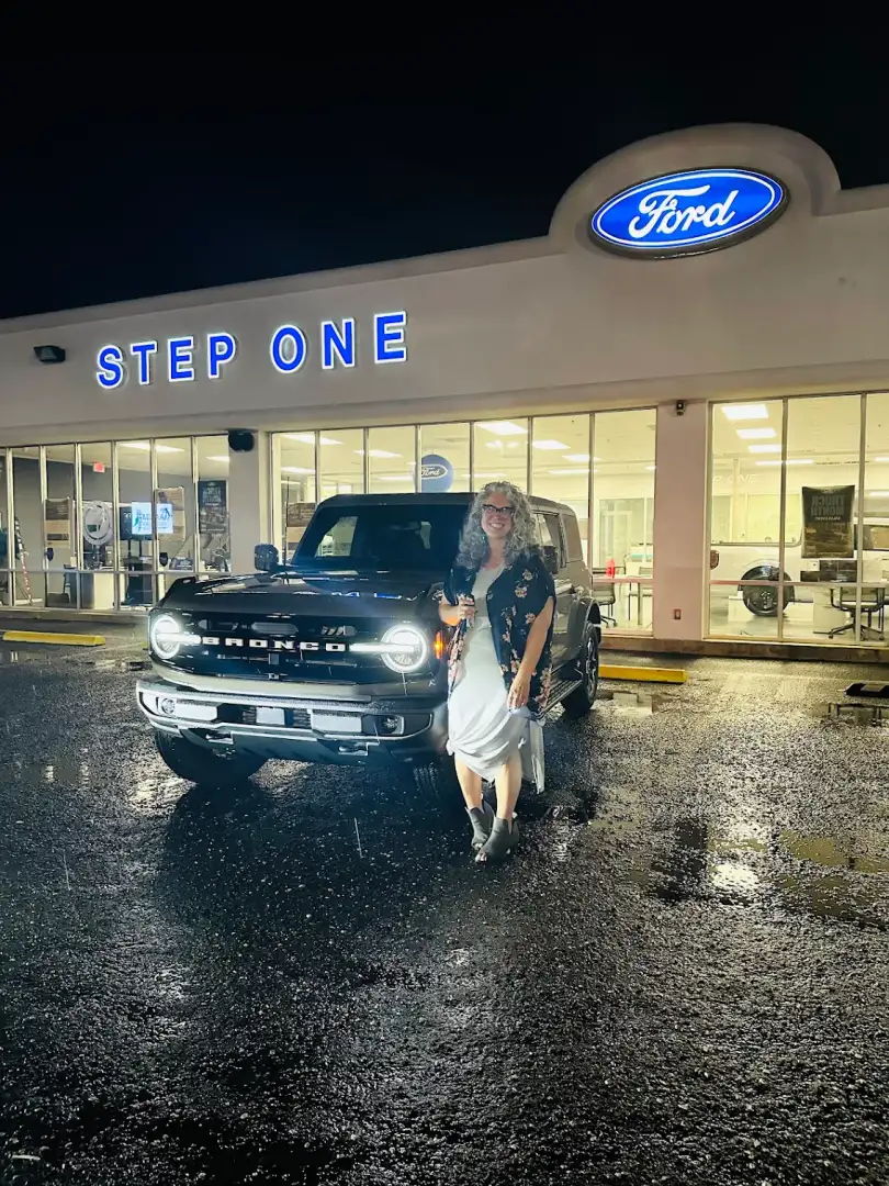 Step One Ford Crestview dealership