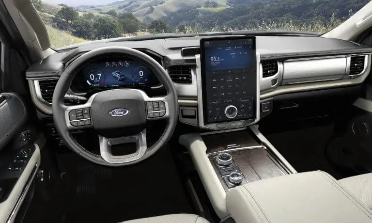 2024 Ford Expedition Review | Color Options & Cargo Space