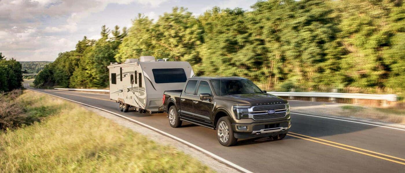 26Ford-F150-ExteriorTowing
