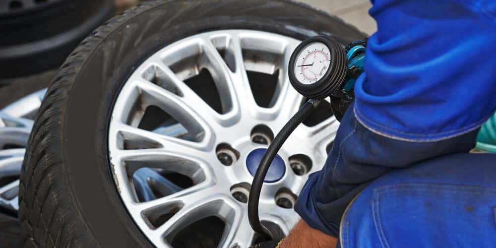 Car wheel Tire air pressure check