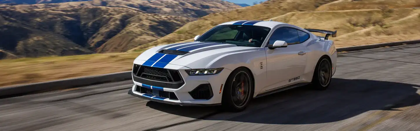 2025 Shelby GT350 - Hero