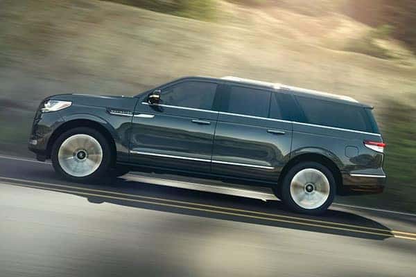 Lincoln Navigator EXTERIOR