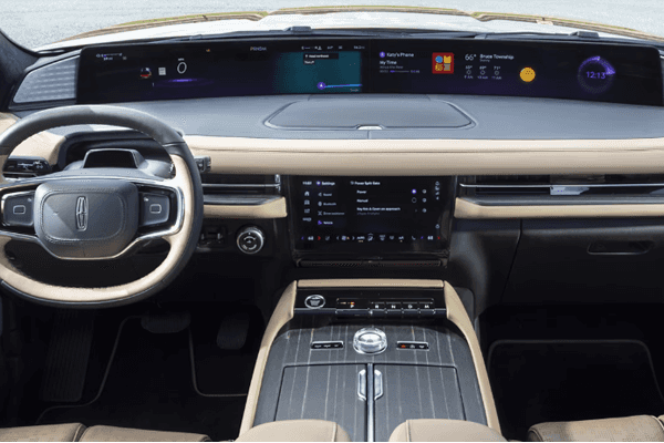 2025 Lincoln Navigator Interior