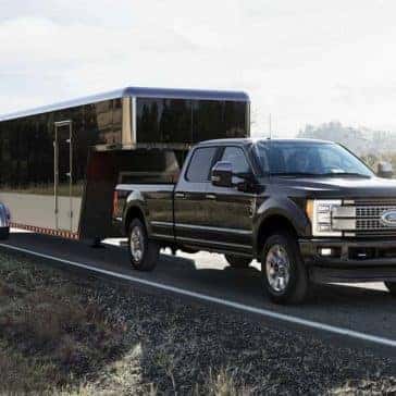 2019-Ford-F-250-Pulling-Trailer