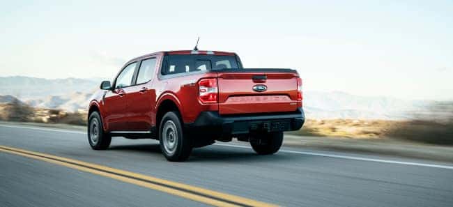 Red Ford Maverick 2022
